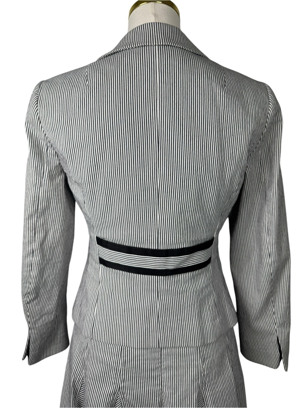 Nanette Lepore Black White Pinstripe Seersucker Career Suit Set 2 Piece Size 6 - Picture 6 of 13